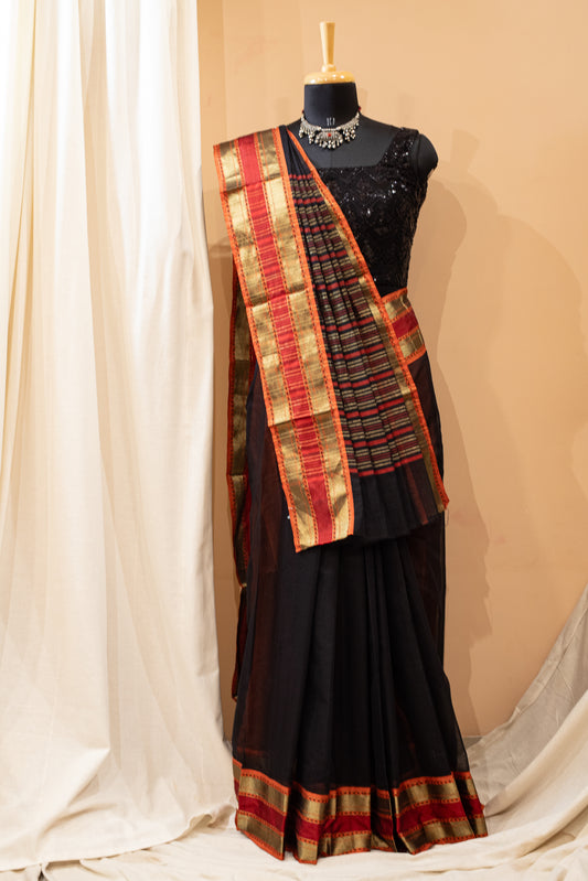 Maheshwari Red and Black Saree Silk Cotton